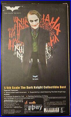 The Dark Knight The Joker 1/4th Scale Collectible Bust Hot Toys 2008 FREE SHIP
