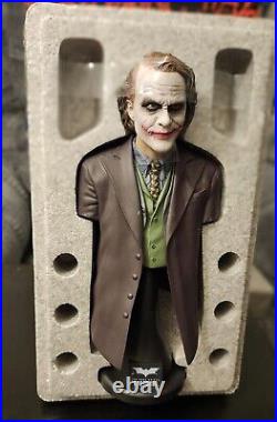 The Dark Knight The Joker 1/4th Scale Collectible Bust Hot Toys 2008 FREE SHIP