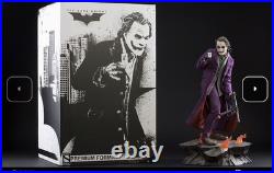 The Joker The Dark Knight Premium Format Sideshow Collectibles Exclusive Figure The Joker The Dark Knight Premium Format Sideshow Collectibles Exclusive Figure