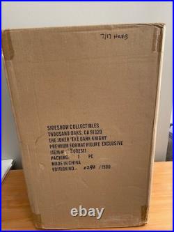 The Joker The Dark Knight Premium Format Sideshow Collectibles Exclusive Figure