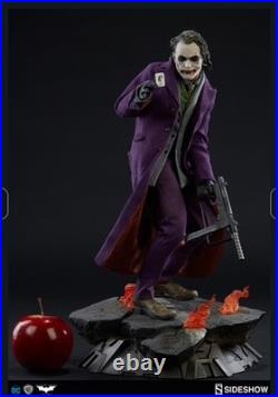 The Joker The Dark Knight Premium Format Sideshow Collectibles Exclusive Figure