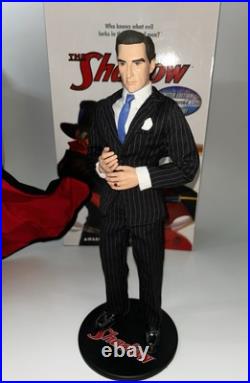 The Shadow 1/6 Scale BBTS Exclusive Executive Replica 2 Action Figure Set Read